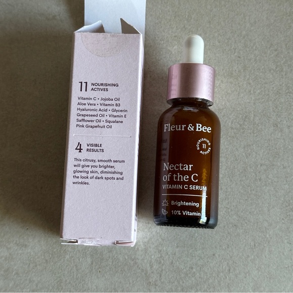Fleur & Bee Nectar of the C Vitamin C Serum - Brightening & Dark Spot Reduction - Picture 4 of 4